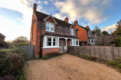 3 bedroom semi-detached house to rent, The Green, Ewhurst