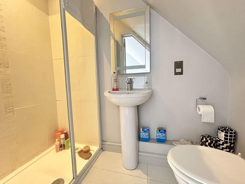 Bedroom Two Ensuite