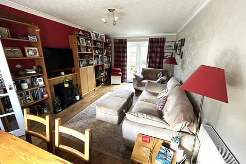 8 Broadgate, Waltham Abbey, EN9 3NH