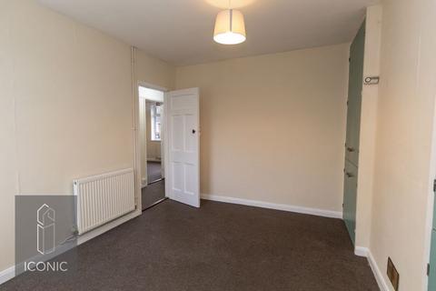 2 bedroom bungalow to rent, Meadow Way, Norwich