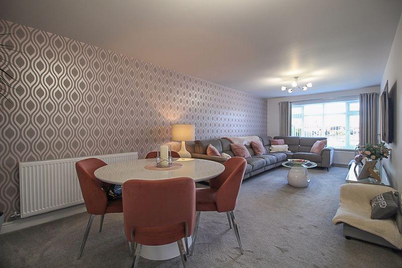 Living room/diner