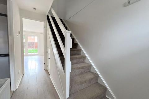 2 bedroom house to rent, Mosbach Gardens, Brentwood CM13