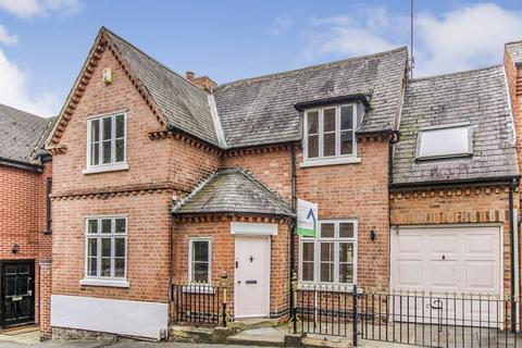 2 bedroom semi-detached house to rent - Lenton Avenue, Nottingham