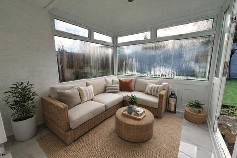 undefined, Linden Close, Dunstable