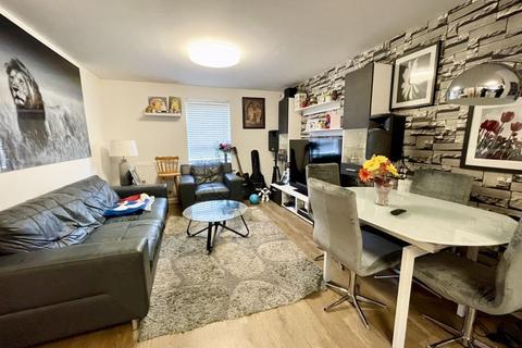 2 bedroom apartment for sale, Design Drive, Dunstable