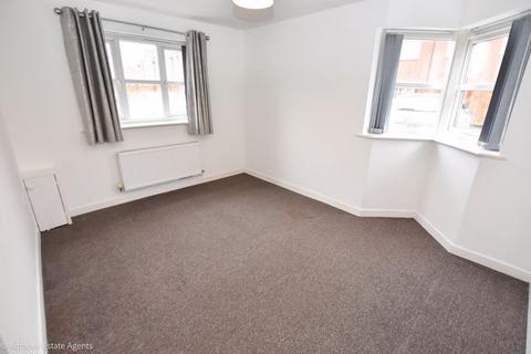 2 bedroom apartment to rent - Sir Williams Court, Hall Lane, Manchester, M23