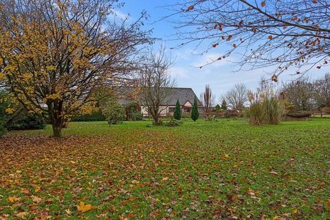 5 bedroom property with land for sale - Penboyr, Llandysul