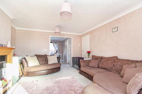 10 Braeside, Bedford, MK41 9BL