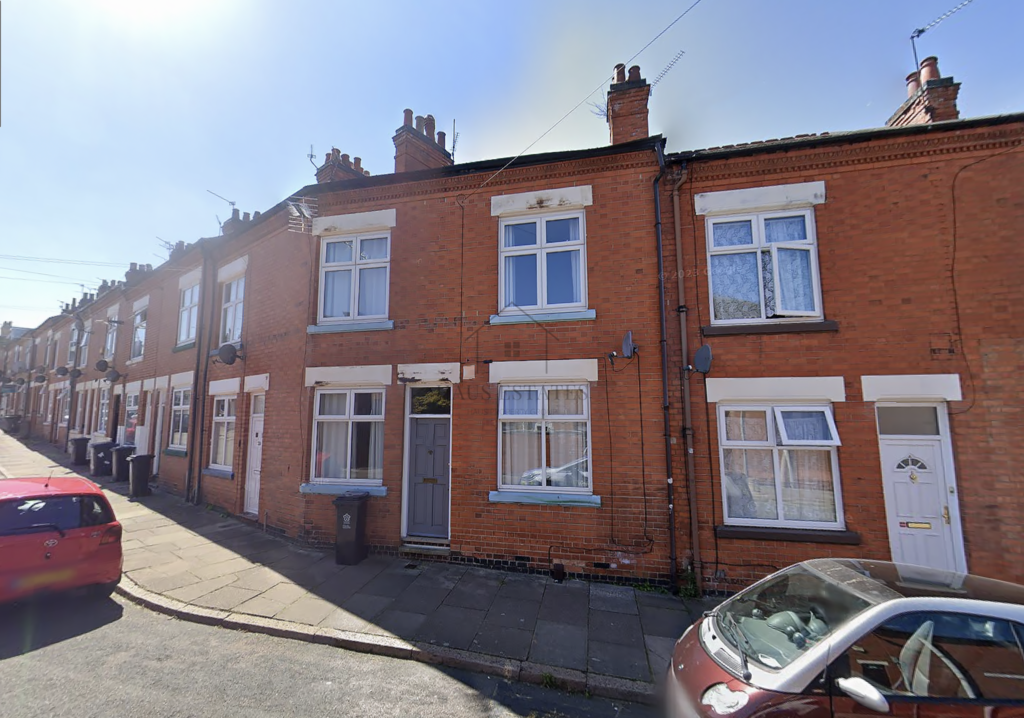 30 Borlace Street, Leicester, Leicestershire 4 bed terraced house to