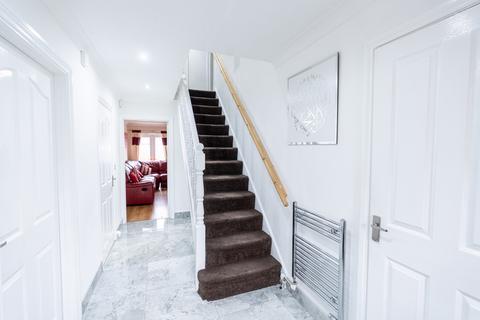 6 bedroom detached house for sale - Shervington Grove, Luton, Bedfordshire