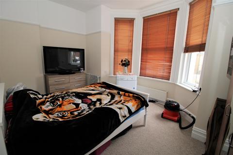 2 bedroom flat for sale - Westby Road, Bournemouth,