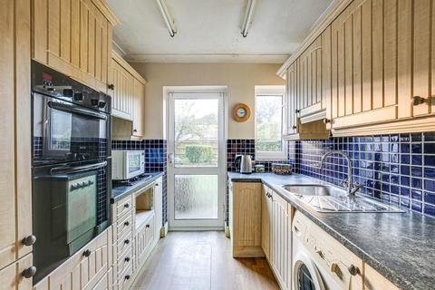 196 Limpsfield Road, South Croydon, CR2 9DA