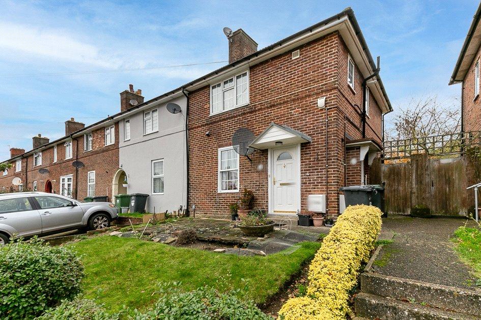Moorside Road, BROMLEY, Kent, BR1 1 bed for sale £240,000