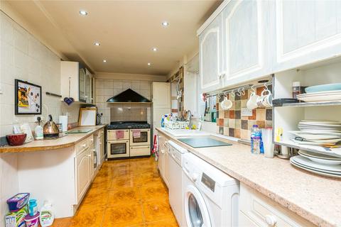 12 Lee Lotts, Great Wakering, Southend-on-sea, SS3 0HB