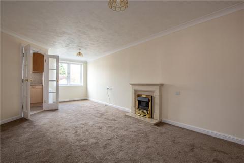 2 bedroom apartment for sale - 27 Hornbeam Court, Oxford Avenue, Guiseley, Leeds, West Yorkshire