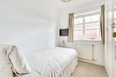 8 Oakwood Close, Church Fenton, Tadcaster, LS24 9SJ