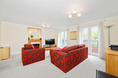 4 bedroom townhouse for sale, Chelsea Gardens, Ealing, W13