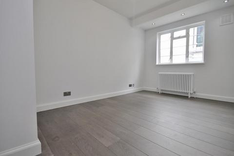 3 bedroom flat for sale, Longfield House, Ealing, W5