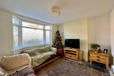 1 Lynton Avenue, Northampton, NN2 8LX