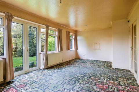 3 bedroom detached bungalow for sale, Shelley Close, Banstead