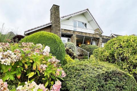 4 bedroom detached bungalow for sale - Box Hill, Scarborough YO12
