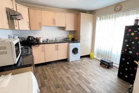 3 bedroom terraced house for sale - Lowick Close, Elm Tree, Stockton-On-Tees, TS19 0TJ