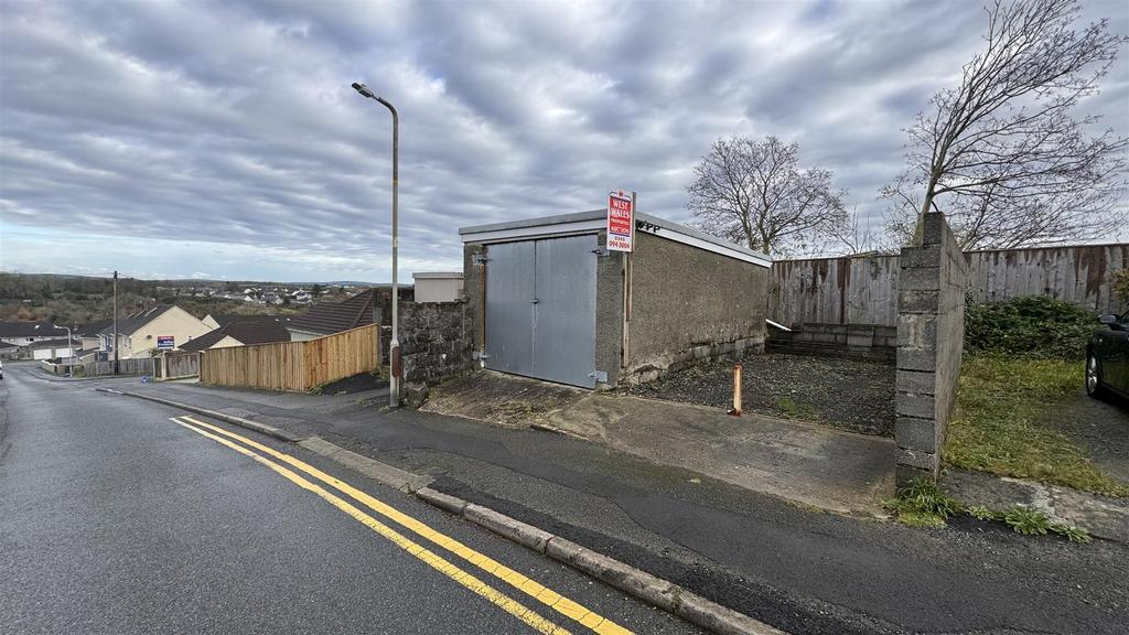 Highlands Avenue, Haverfordwest Property £18,500