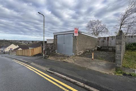 Property for sale - Highlands Avenue, Haverfordwest