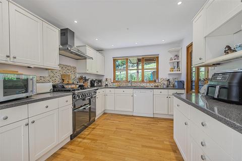 4 bedroom detached house for sale, Mill Hill, Tavistock, Devon