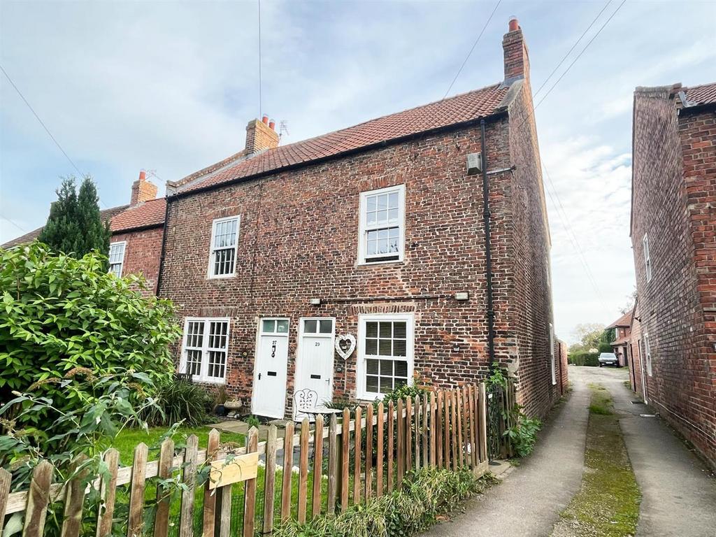 Hartburn Village, StocktonOnTees, TS18 5DY 2 bed house for sale £