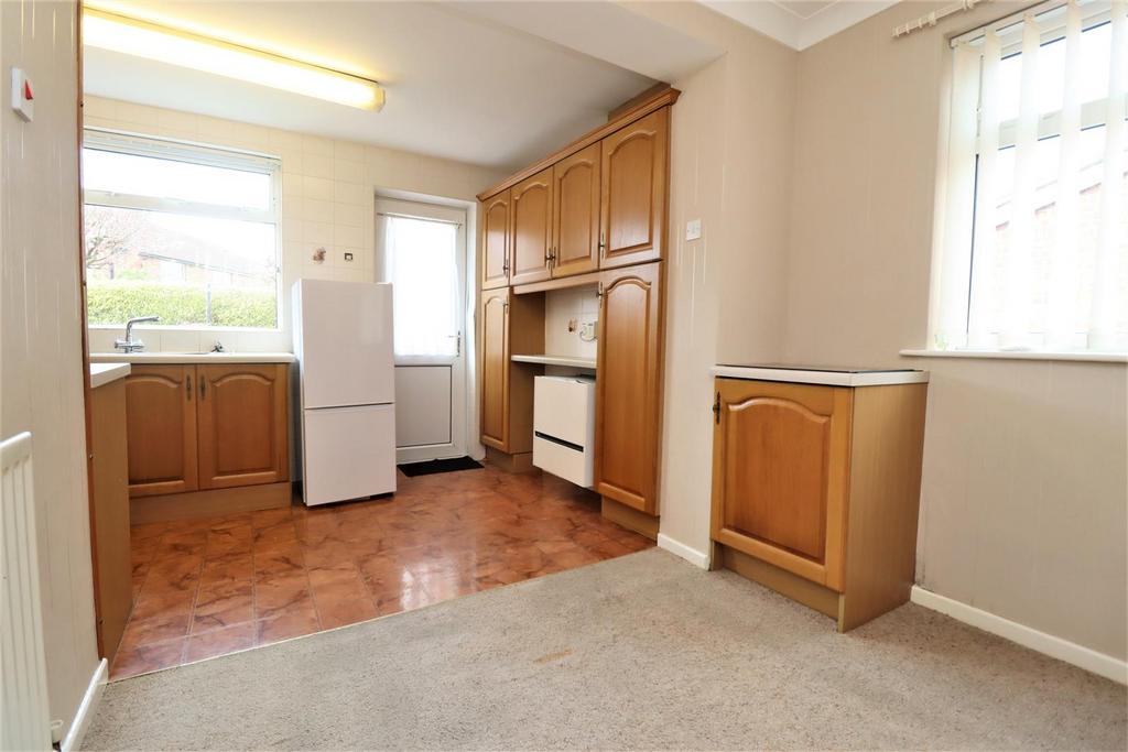 Whitton Road, Fairfield, StocktonOnTees, TS19 7DN 3 bed semidetached