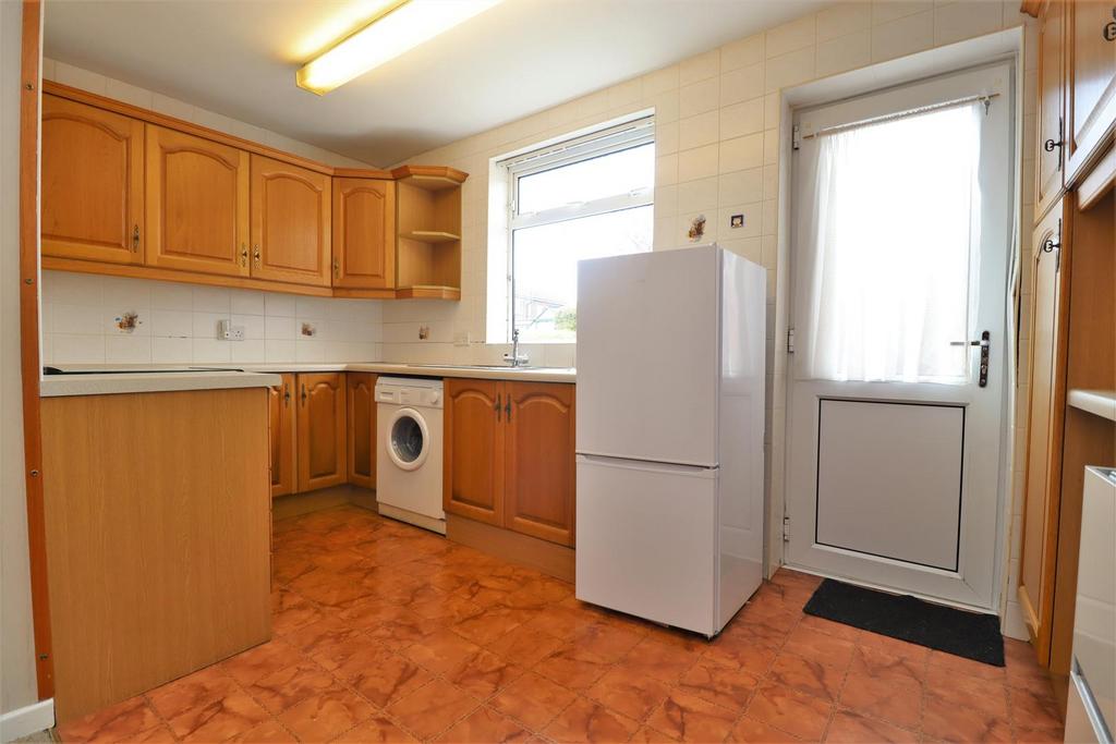 Whitton Road, Fairfield, StocktonOnTees, TS19 7DN 3 bed semidetached