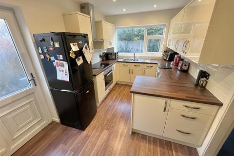 4 bedroom detached house for sale - Irlam Road, Sale
