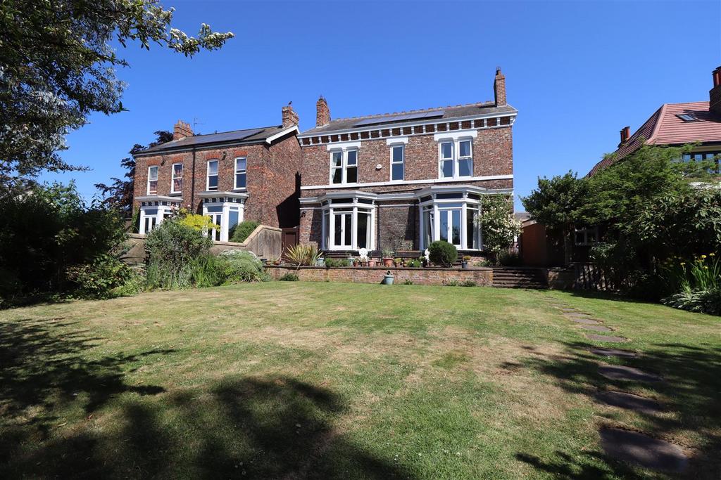 Richmond Road, StocktonOnTees, TS18 4DS 5 bed detached house for sale
