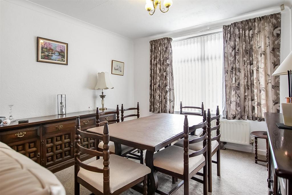 Hummersknott Avenue, Darlington 4 bed semidetached house for sale £