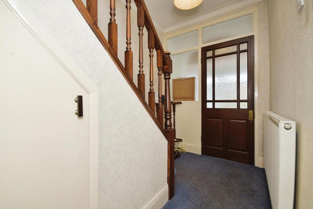 Little Norton Lane, Norton, Sheffield, S8 8GB 3 bed semidetached house for sale £300,000