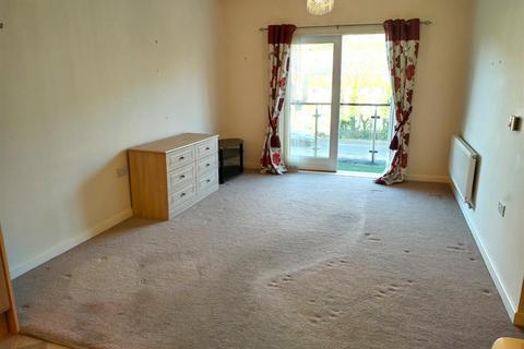 2 bedroom apartment for sale - Lamberts Road, Swansea