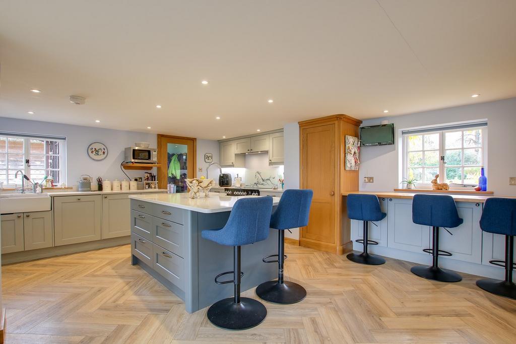 North End, Damerham, Fordingbridge, SP6 3 bed character property for
