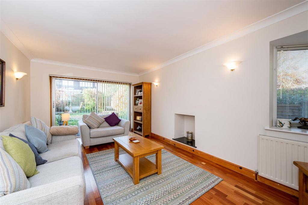 Froxmere Road, Crowle, Worcester 2 bed house for sale £390,000