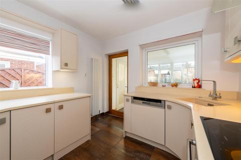 2 bedroom detached house for sale, Froxmere Road, Crowle, Worcester