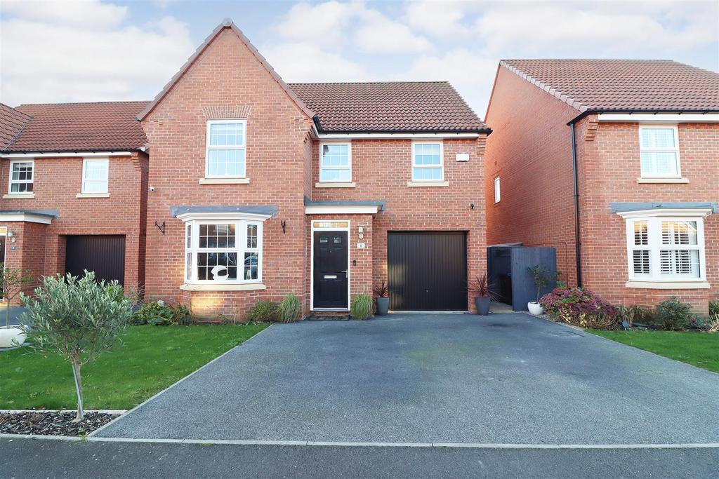 Stromberg Street, Anlaby, Hull 4 bed detached house for sale £360,000