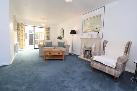 3 bedroom semi-detached house for sale, Roundhay Drive, Eaglescliffe, TS16 9HW