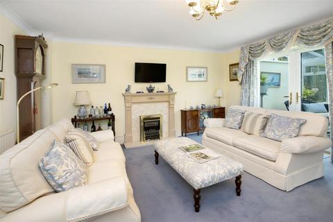 4 bedroom terraced house for sale, The Bourtons, Newton Road, Totnes