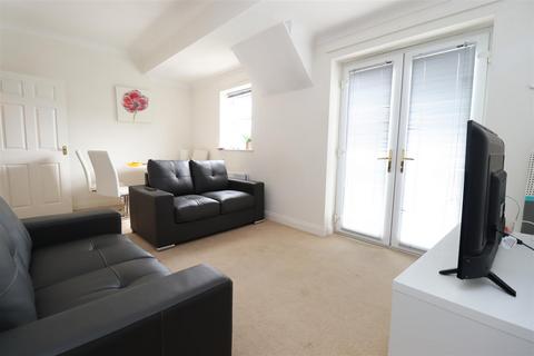 2 bedroom ground floor flat for sale - Merryweather Court, Central Street, Yarm TS15 9FF