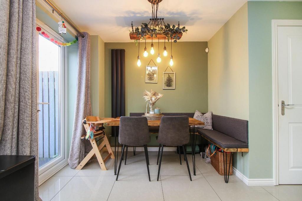 Horton Park, Blyth 3 bed terraced house for sale £185,000