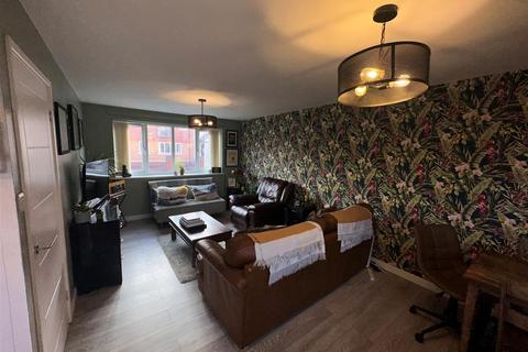 2 bedroom apartment for sale, Stretford Road, Hulme, Manchester