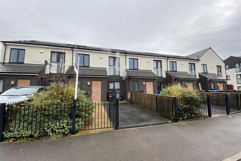 23 Oregon Close, Manchester, M13 9SA