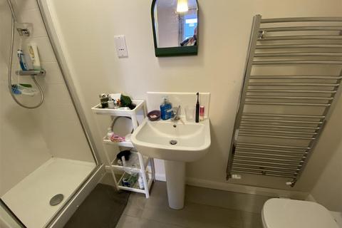 23 Oregon Close, Manchester, M13 9SA
