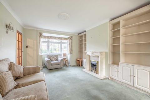 9 Gables Close, Datchet, Slough, SL3 9BB