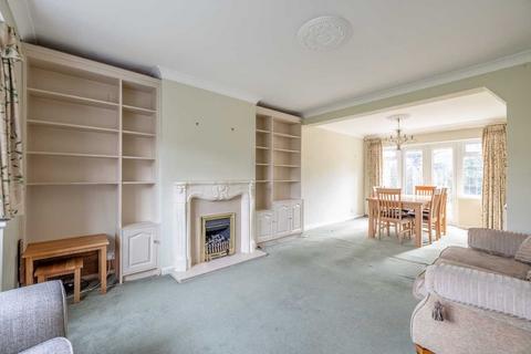 9 Gables Close, Datchet, Slough, SL3 9BB